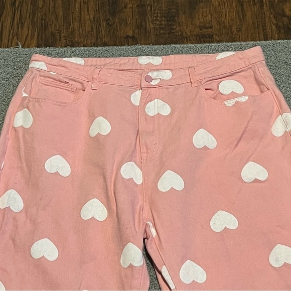 Shein Jeans Womens 4XL Pink High Waisted Hearts Denim Cotton Straight Leg - Picture 2 of 9